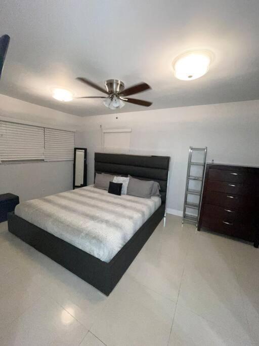 Modern Miami Oversized 3 Bedroom In Central Location Exterior foto